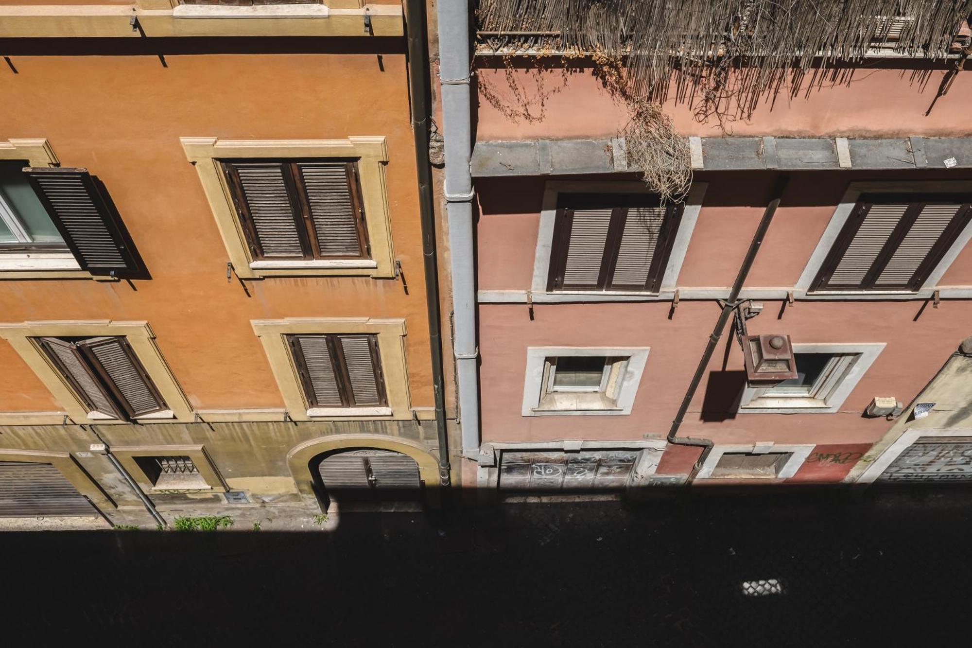Valeria Terrace - Monti, * Roma